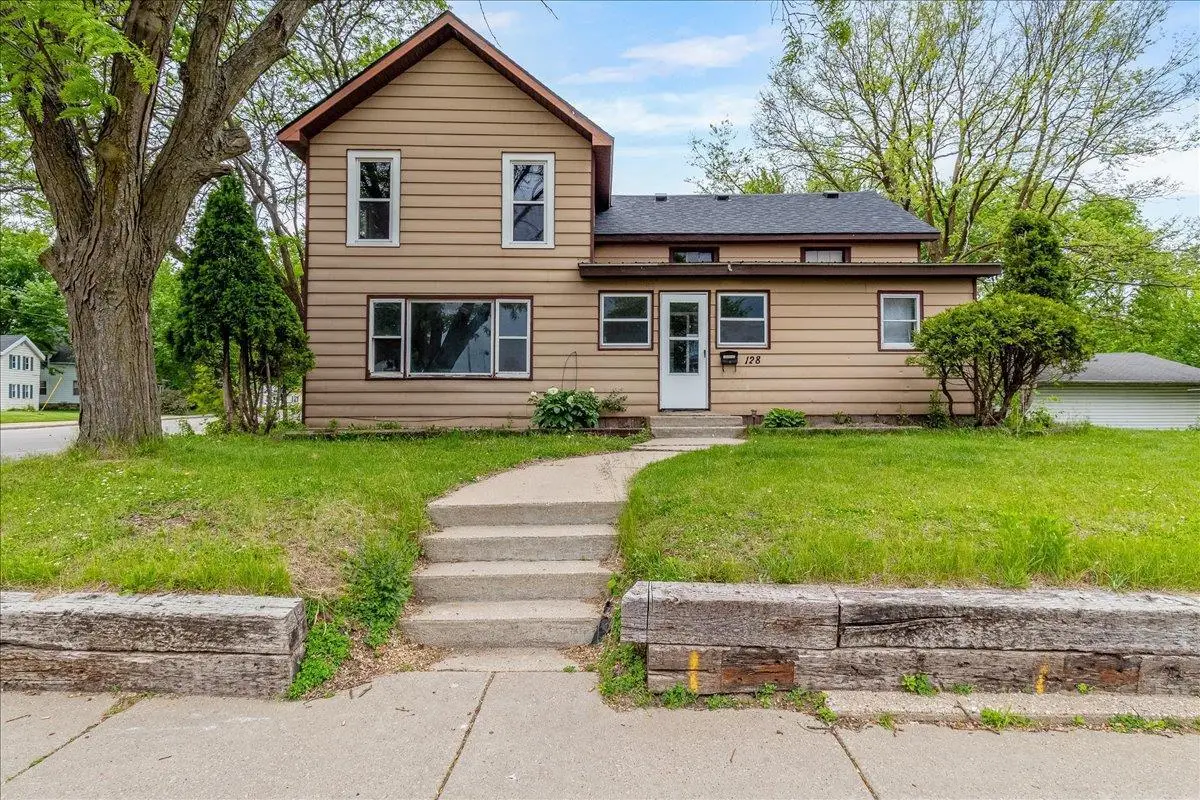 128 Franklin Street, Sparta, WI 54656 - #1