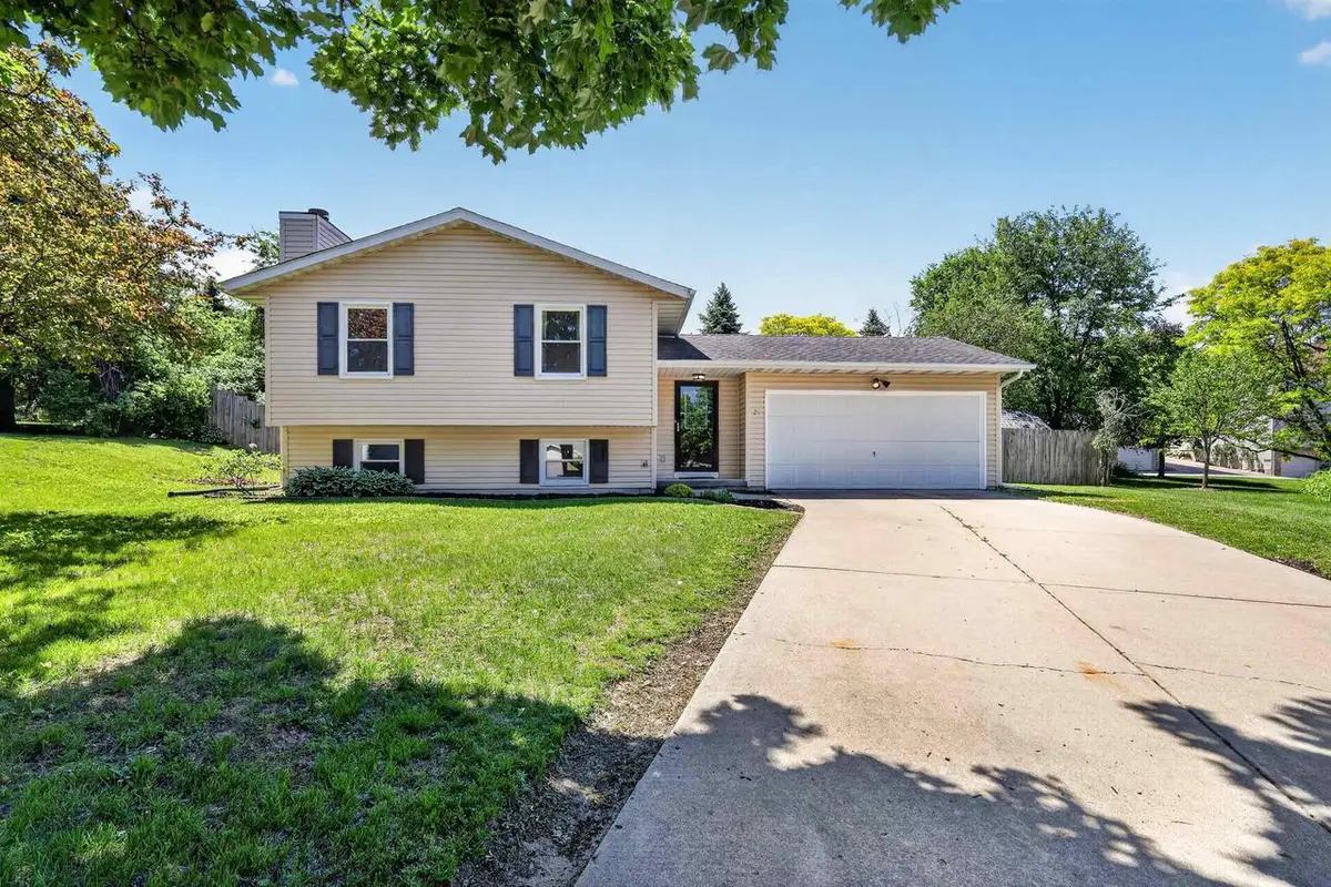 21 S Bartelt Court, Madison, WI 53704 - #1