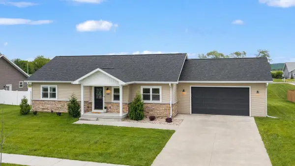 702 Eisenhower Street, Baraboo, WI 53913