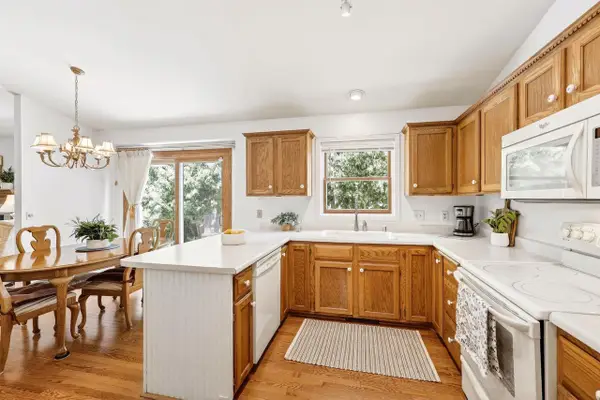 3033 Artesian Lane, Madison, WI 53713