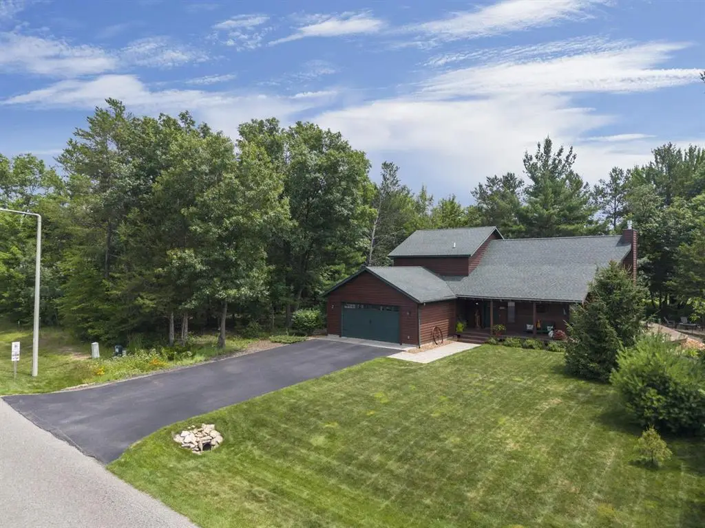 306 Lake Shore Drive, Wisconsin Dells, WI 53965 - #1