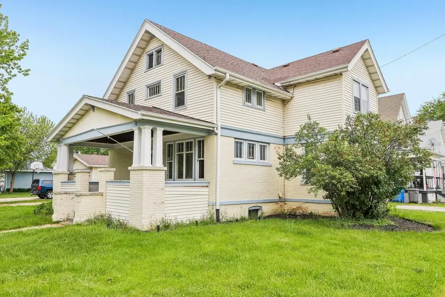 612 Western Avenue, Watertown, WI 53094 - #3