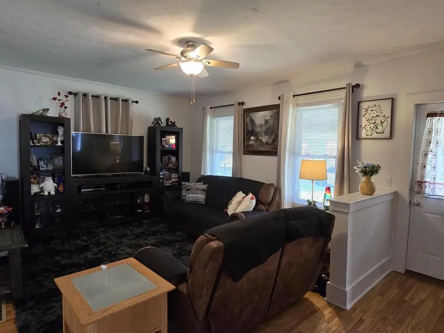 412 N Chatham Street, Janesville, WI 53548 - #3