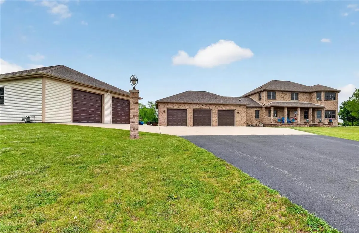 W6383 Hackbarth Road, Fort Atkinson, WI 53538 - #1