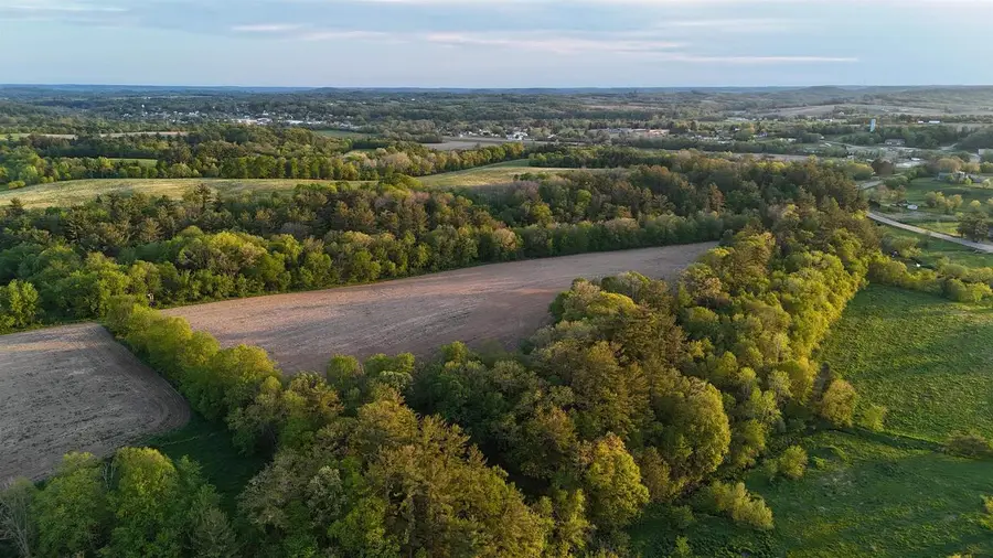 000 State Road 82, Elroy, WI 53929 - #3