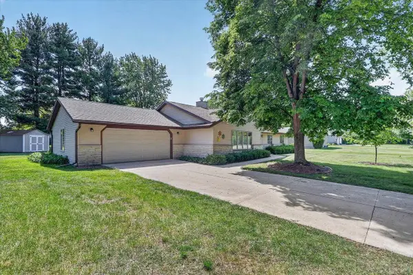 2113 Yorkshire Drive, Beloit, WI 53511