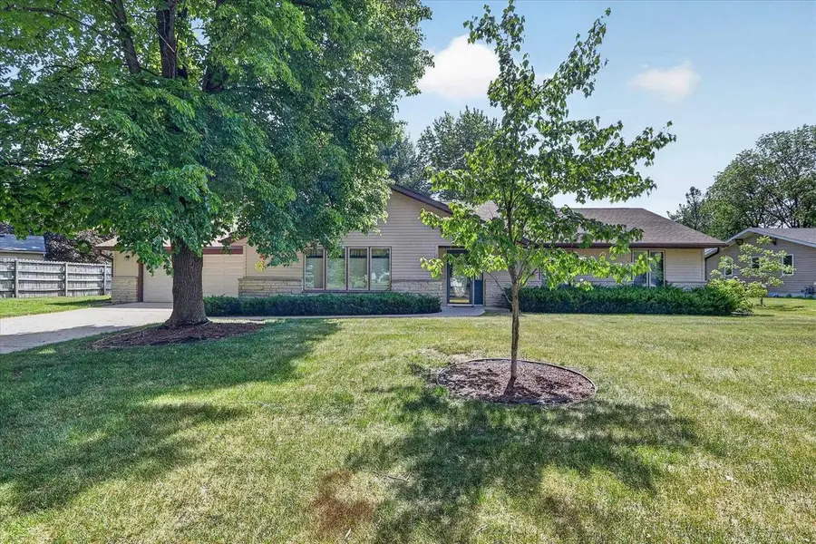 2113 Yorkshire Drive, Beloit, WI 53511 - #2