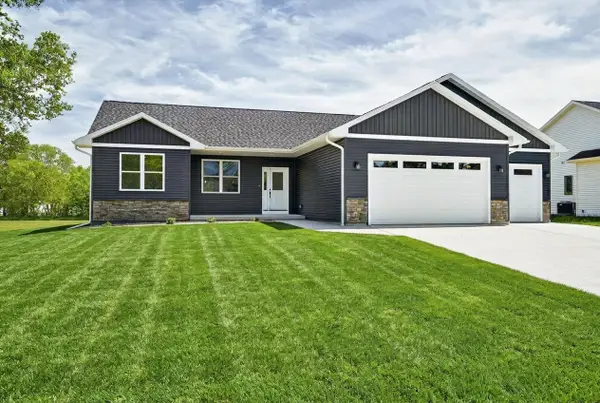 2004 W 4th Avenue, Brodhead, WI 53520
