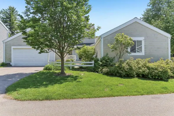 19 Oak Creek Trail, Madison, WI 53717