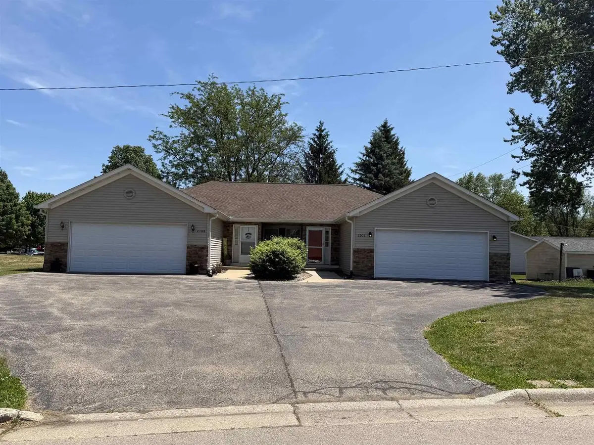 2302/2308 Bootmaker Drive, Beloit, WI 53511 - #1
