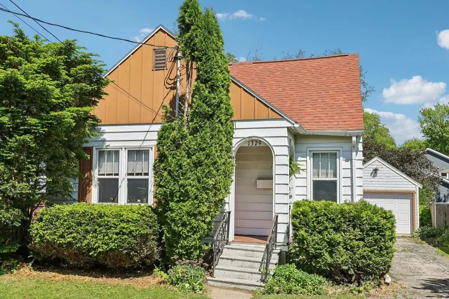 1329 N Sherman Avenue, Madison, WI 53704 - #3