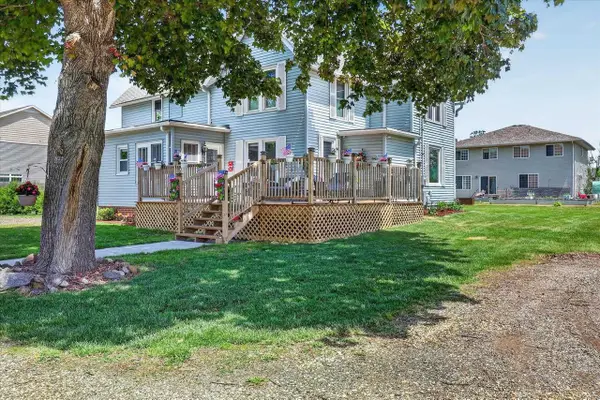 1800 E Main Street, Stoughton, WI 53589