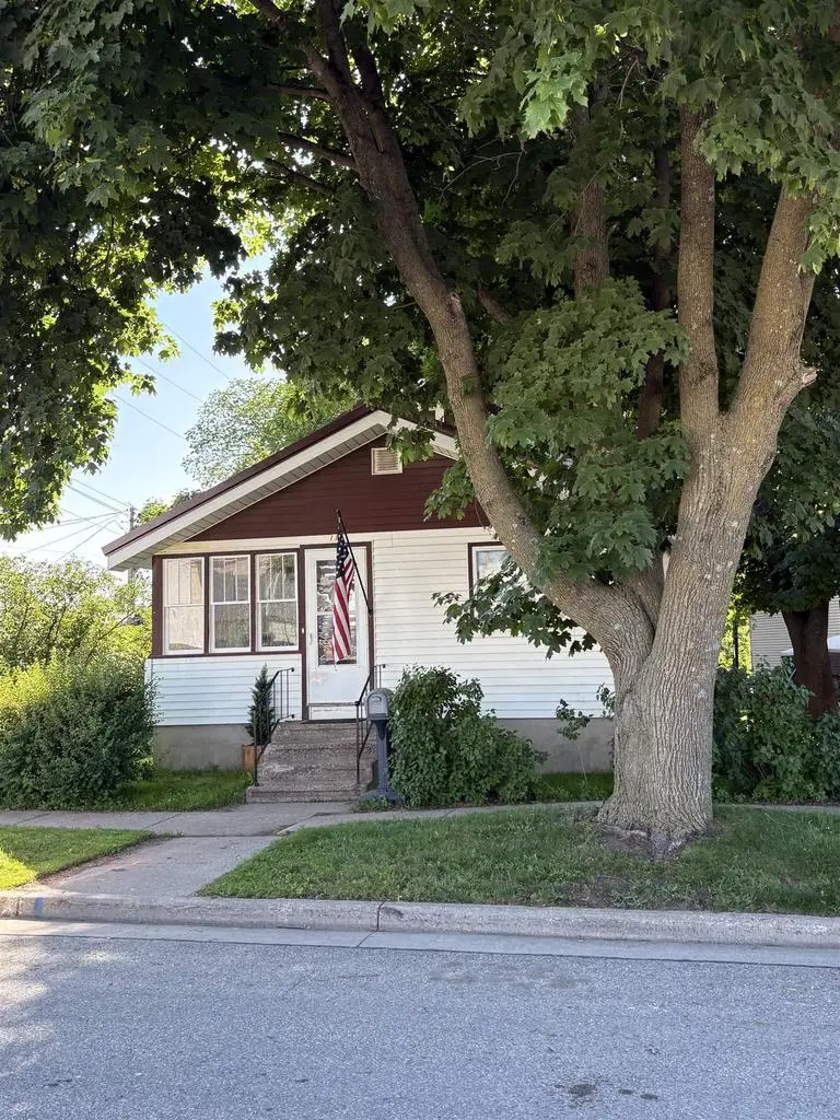 115 N Prairie Street, Prairie Du Chien, WI 53821 - #1