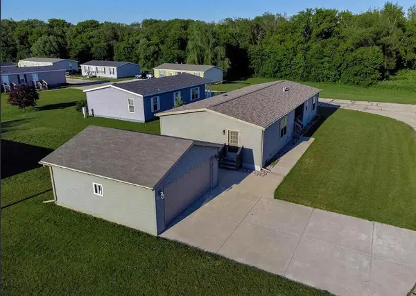 897 E Lake Street #104, Lake Mills, WI 53551
