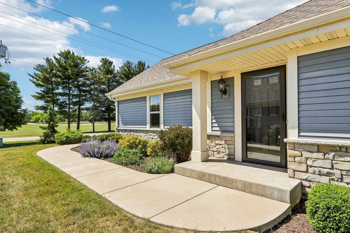 306 Markham Road #202, Eagle, WI 53119 - #1