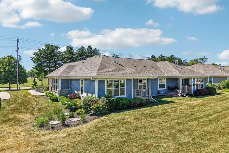 306 Markham Road #202, Eagle, WI 53119 - #2
