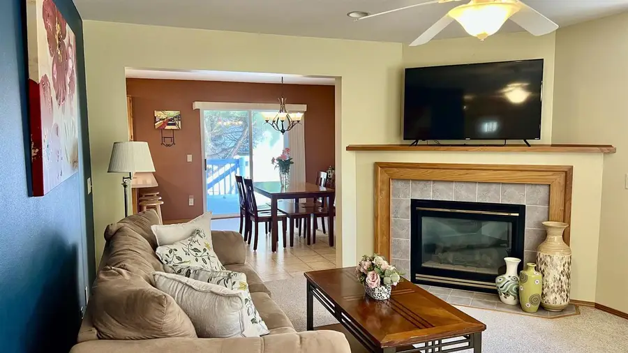 1505 Dayflower Drive, Madison, WI 53719 - #3