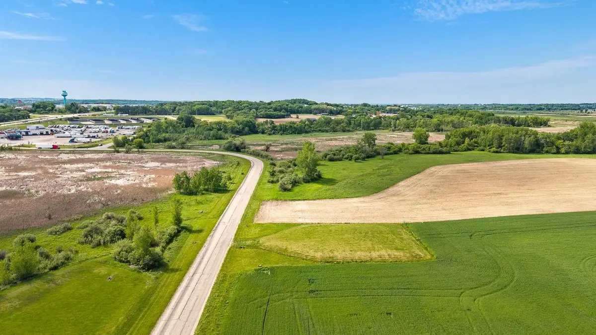 9.50 Acres Daentl Road, Deforest, WI 53532 - #1