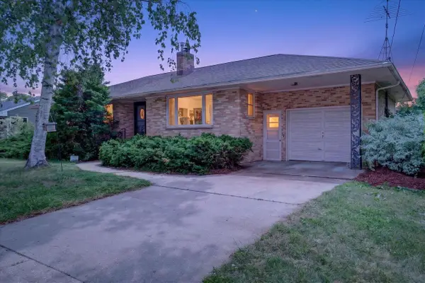 225 N Cairo Avenue, Jefferson, WI 53549
