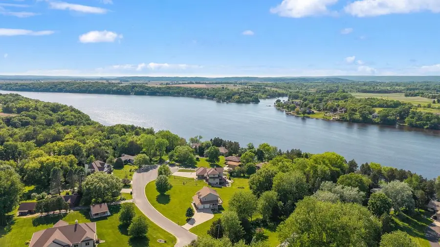 W14222 Selwood Drive, Prairie Du Sac, WI 53578 - #2