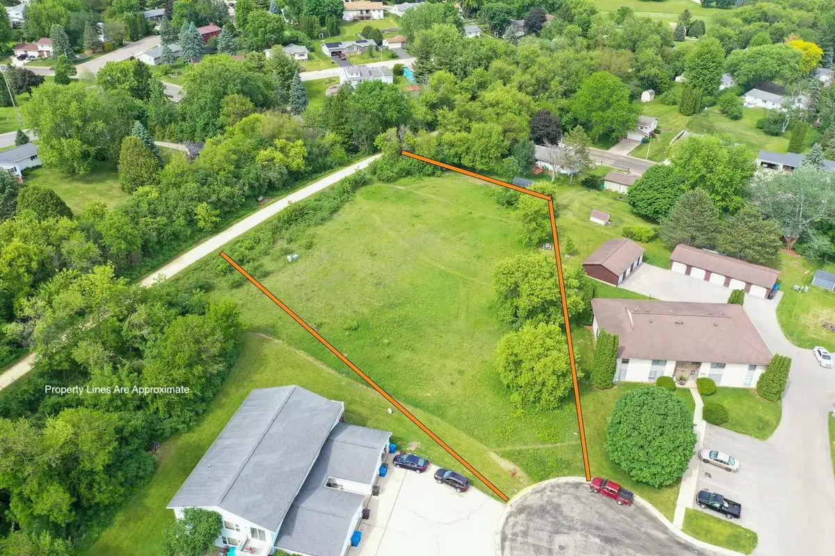 1322 Field Court, Mount Horeb, WI 53572 - #1