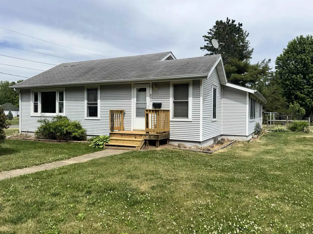 802 E 7th Avenue, Brodhead, WI 53520 - #1