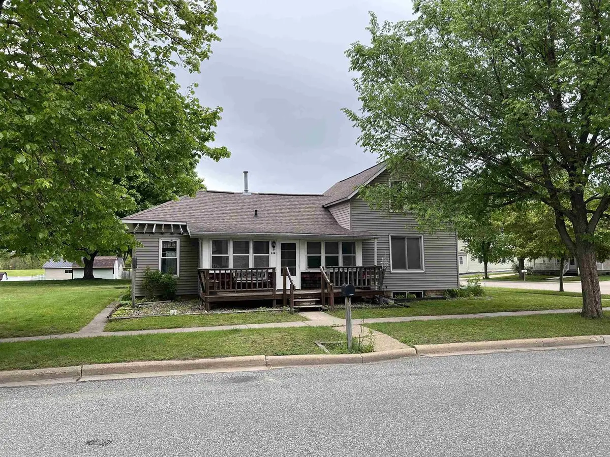 114 W 8th Street, Richland Center, WI 53581 - #1