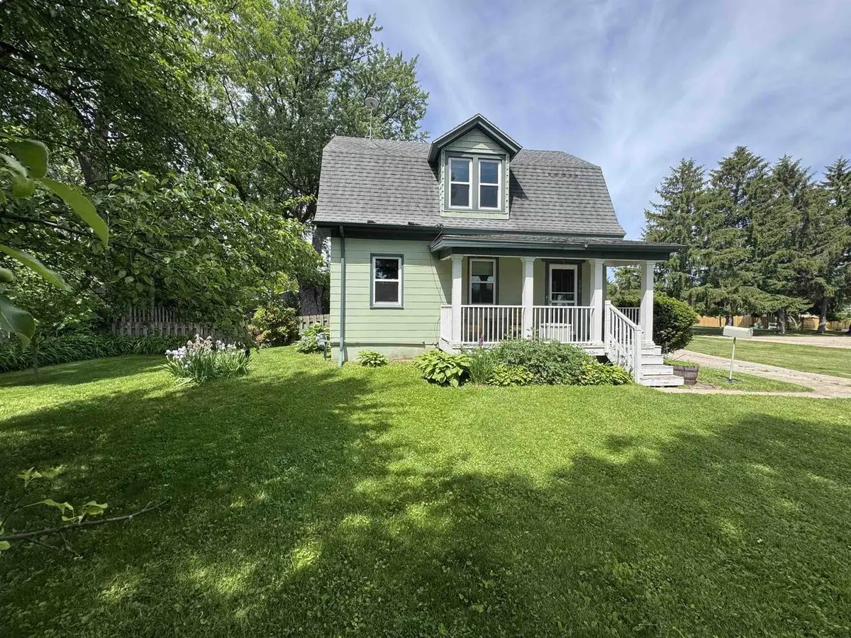 930 S Grove Street, Ripon, WI 54971 - #1