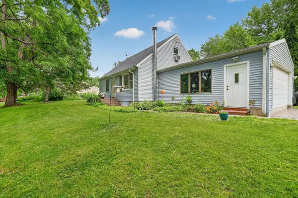 3288 Sig Court, Mcfarland, WI 53558