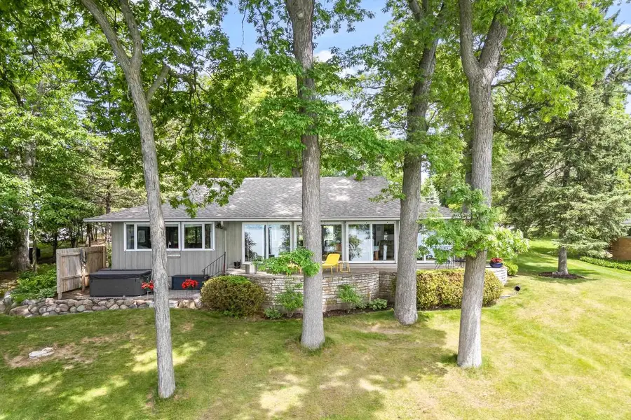 N5667 Lac Verde Circle, Green Lake, WI 54941 - #3