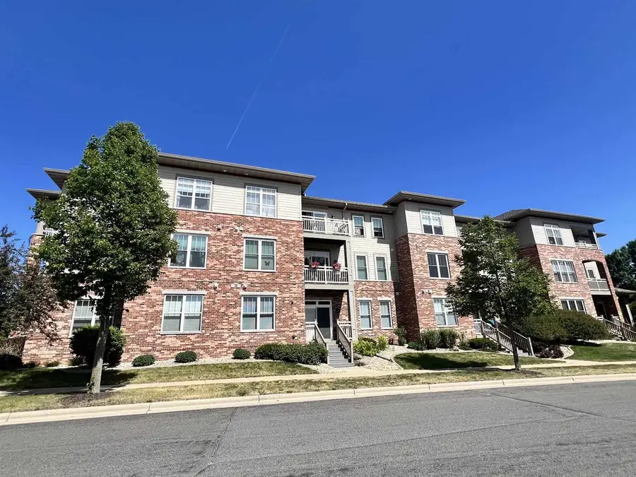 141 Metro Terrace #203, Madison, WI 53718 - #2