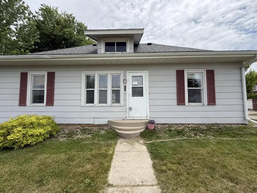 863 S Park Street, Richland Center, WI 53581 - #2