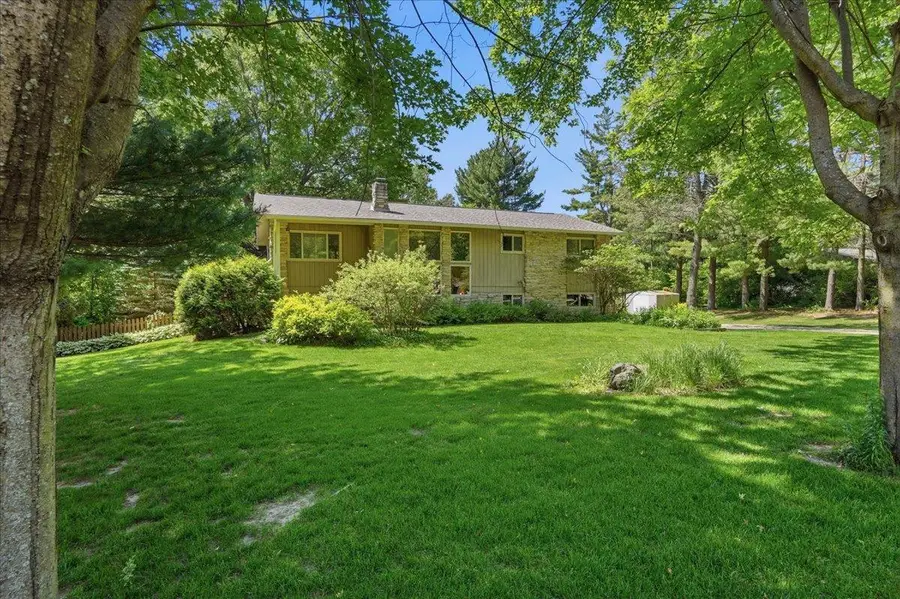 4938 Hickory Trail, Middleton, WI 53562 - #2