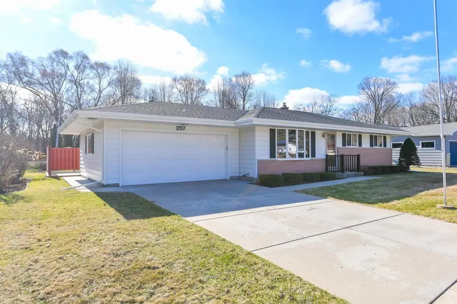 257 Mohawk Road, Janesville, WI 53545 - #3