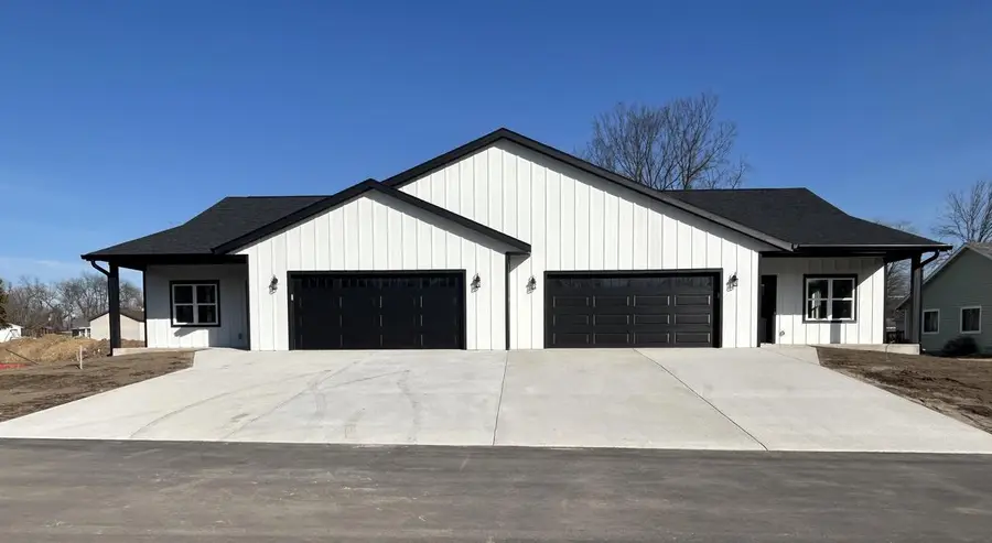 1222 Prairie Avenue, Janesville, WI 53545 - #3
