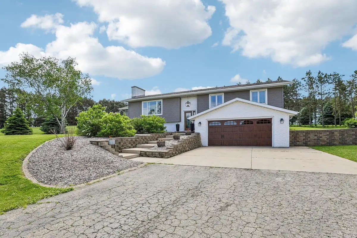 1979 Yelk Drive, Marshall, WI 53559 - #1