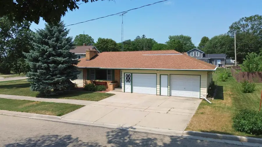 1207 23rd Street, Monroe, WI 53566 - #3