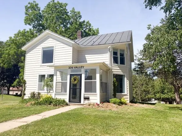 206 Valley Street, Horicon, WI 53032