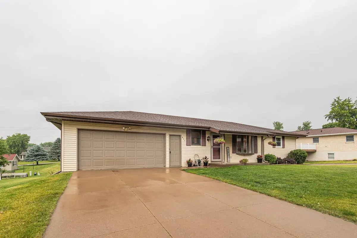 811 S Madison Street, Cuba City, WI 53807 - #1