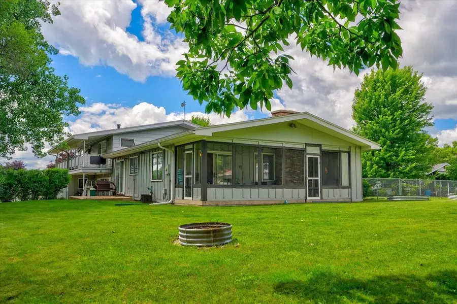 833 River Street, Portage, WI 53901 - #2
