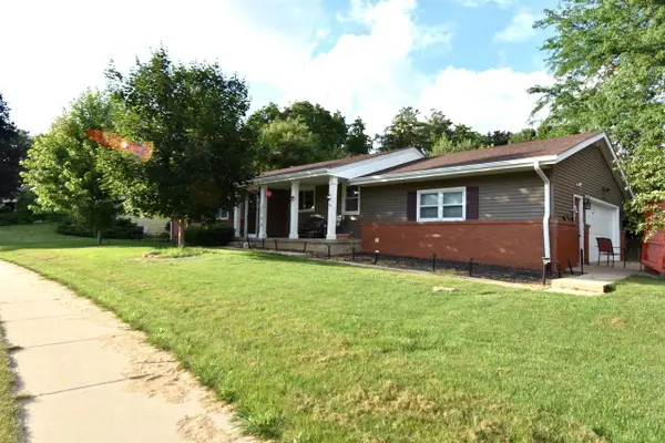 100 Grandview Drive, Sun Prairie, WI 53590