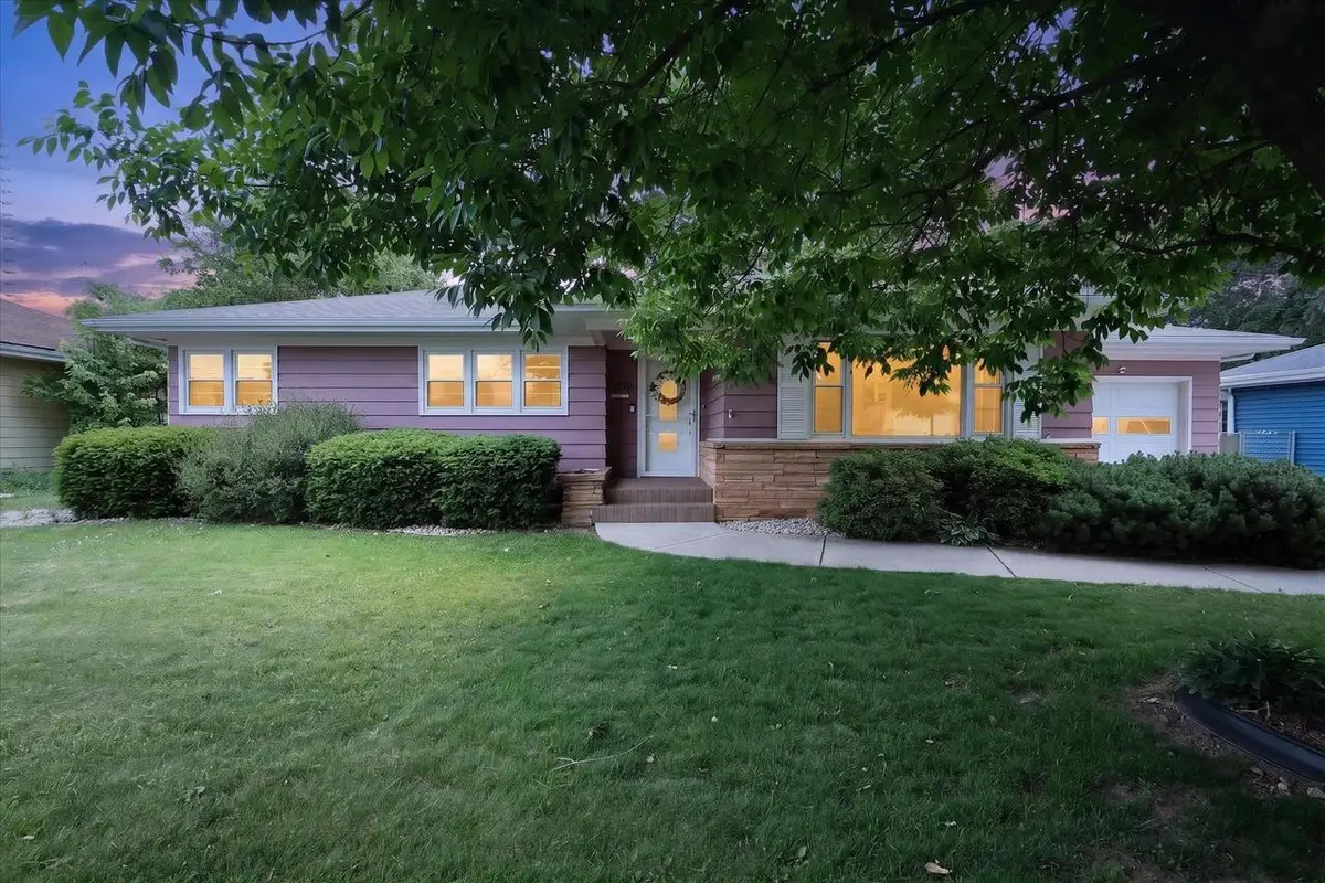 1210 N Randall Avenue, Janesville, WI 53545 - #1