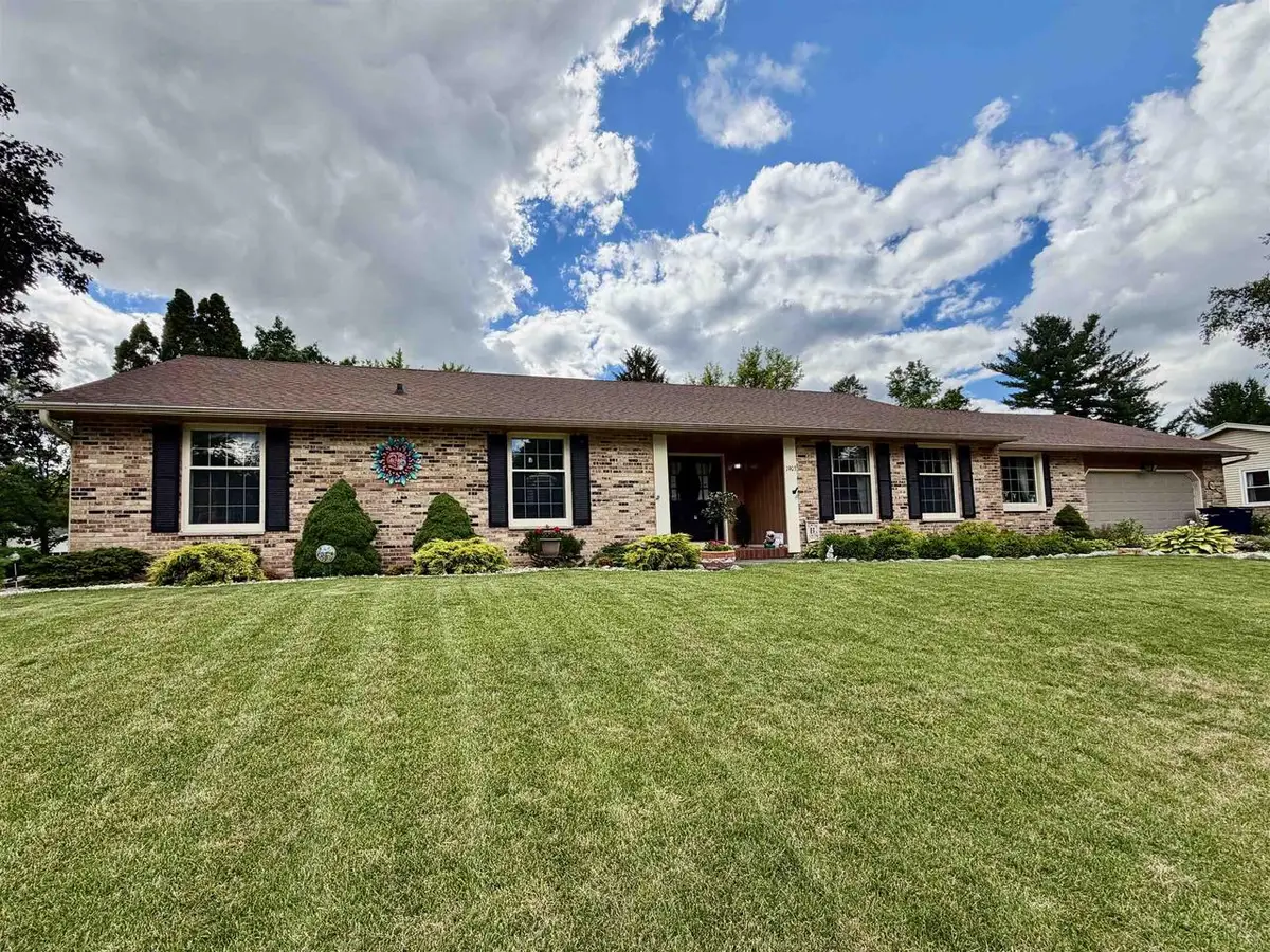 1903 Eastwood Avenue, Janesville, WI 53545 - #1