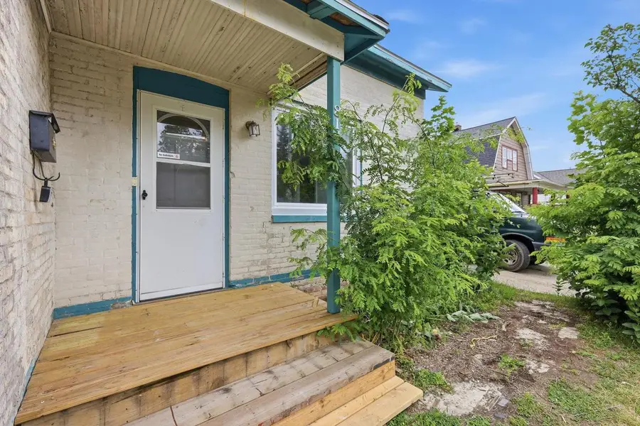 814 Cole Street, Watertown, WI 53094 - #3
