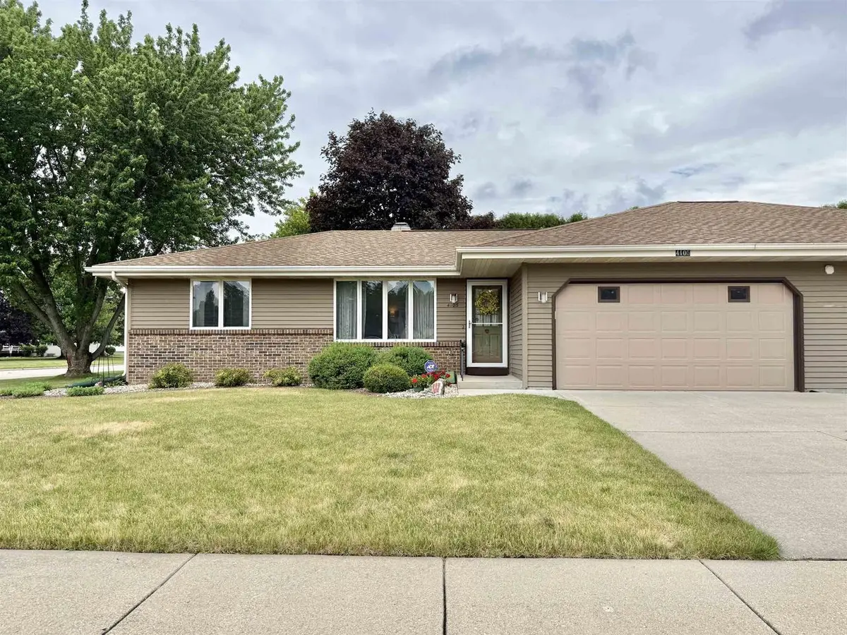 4105 Mackinac Drive, Janesville, WI 53546 - #1