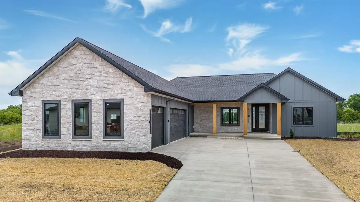 635 Rustic Rise Way, Verona, WI 53593 - #1