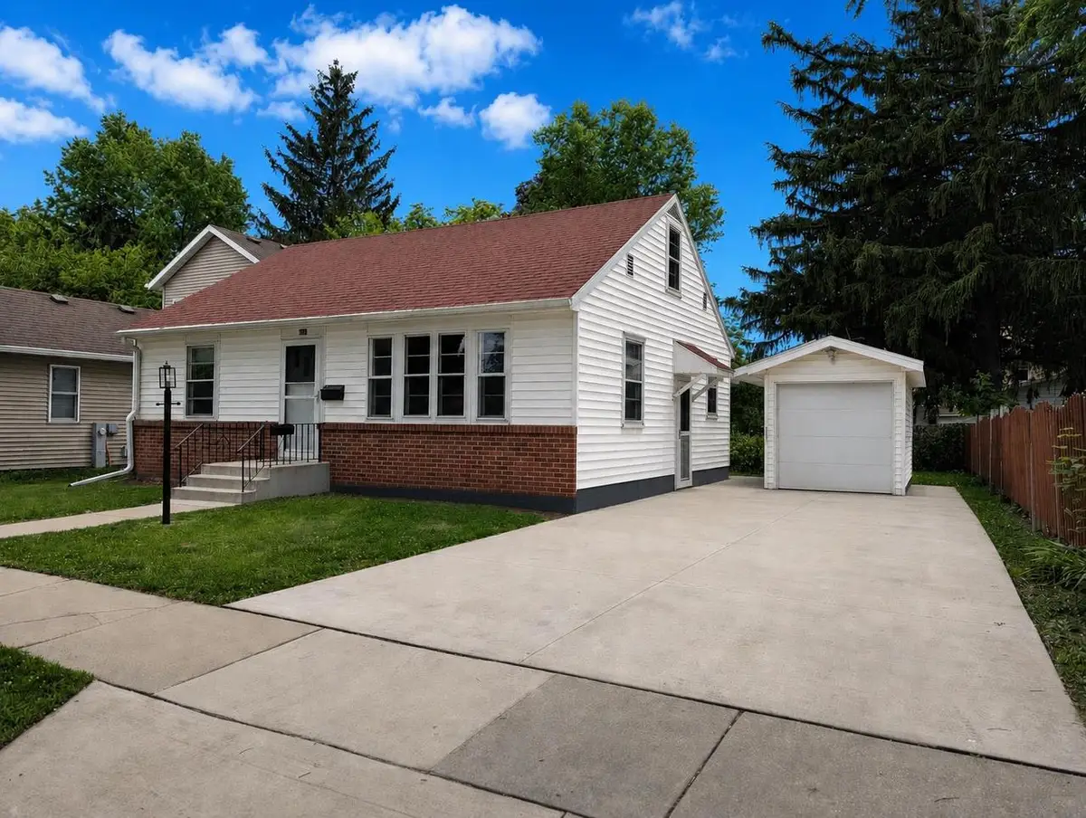 243 1st Street, Prairie Du Sac, WI 53578 - #1