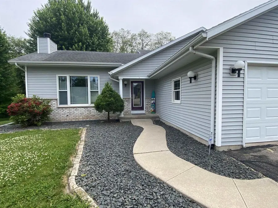 102 Dexter Drive, Cambria, WI 53923 - #3