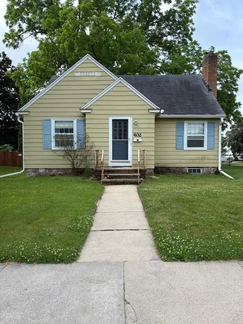 402 9th Street, Baraboo, WI 53913 - #1