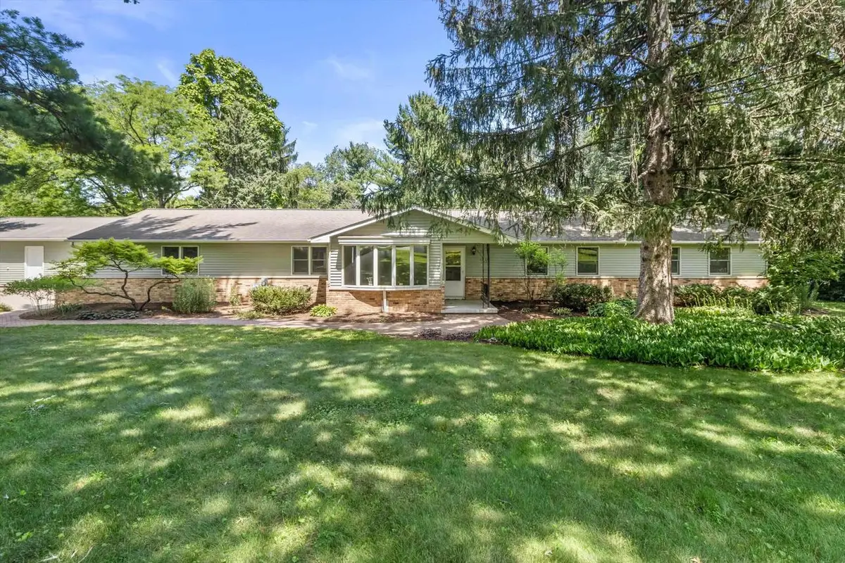 5620 Harris Circle, Fitchburg, WI 53575 - #1
